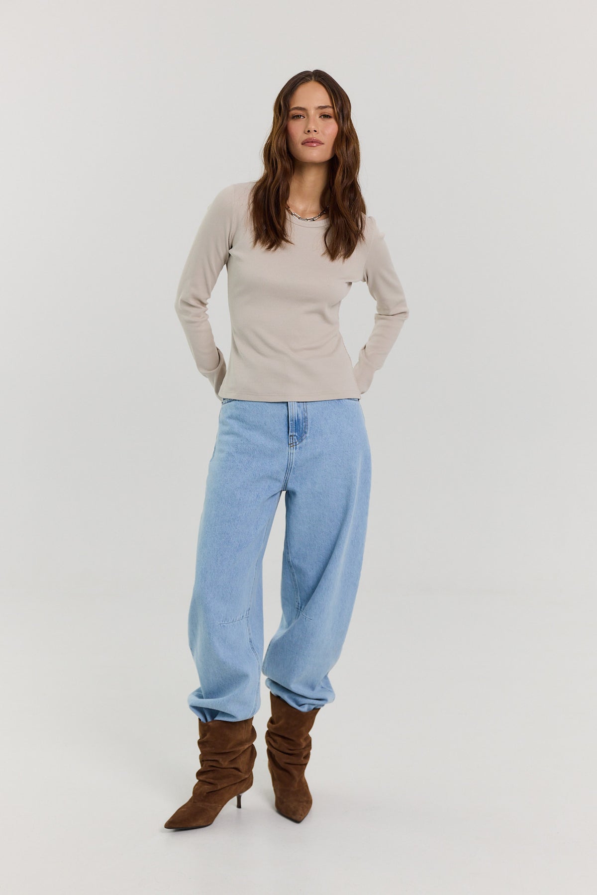 Jeansy Barrel light blue
