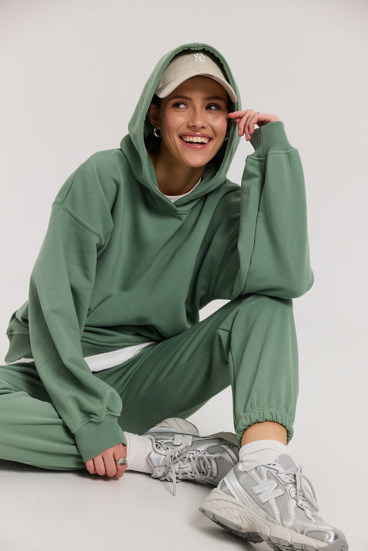 Bluza Boyfriend Hoodie dark matcha