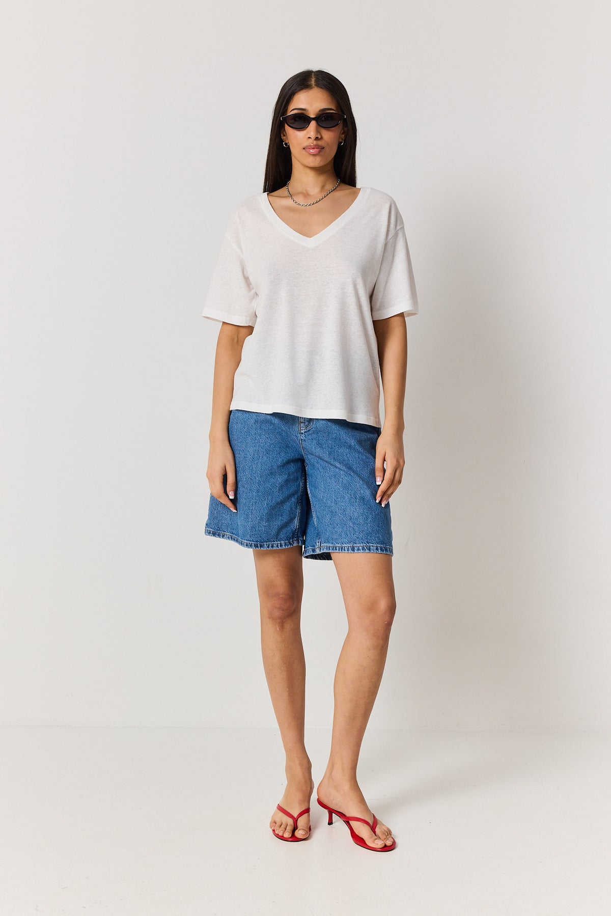T-shirt V linen white