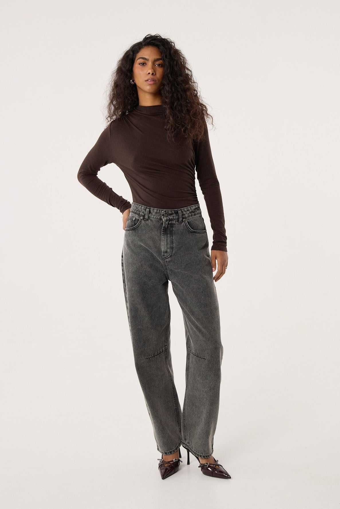 Jeansy Barrel grey