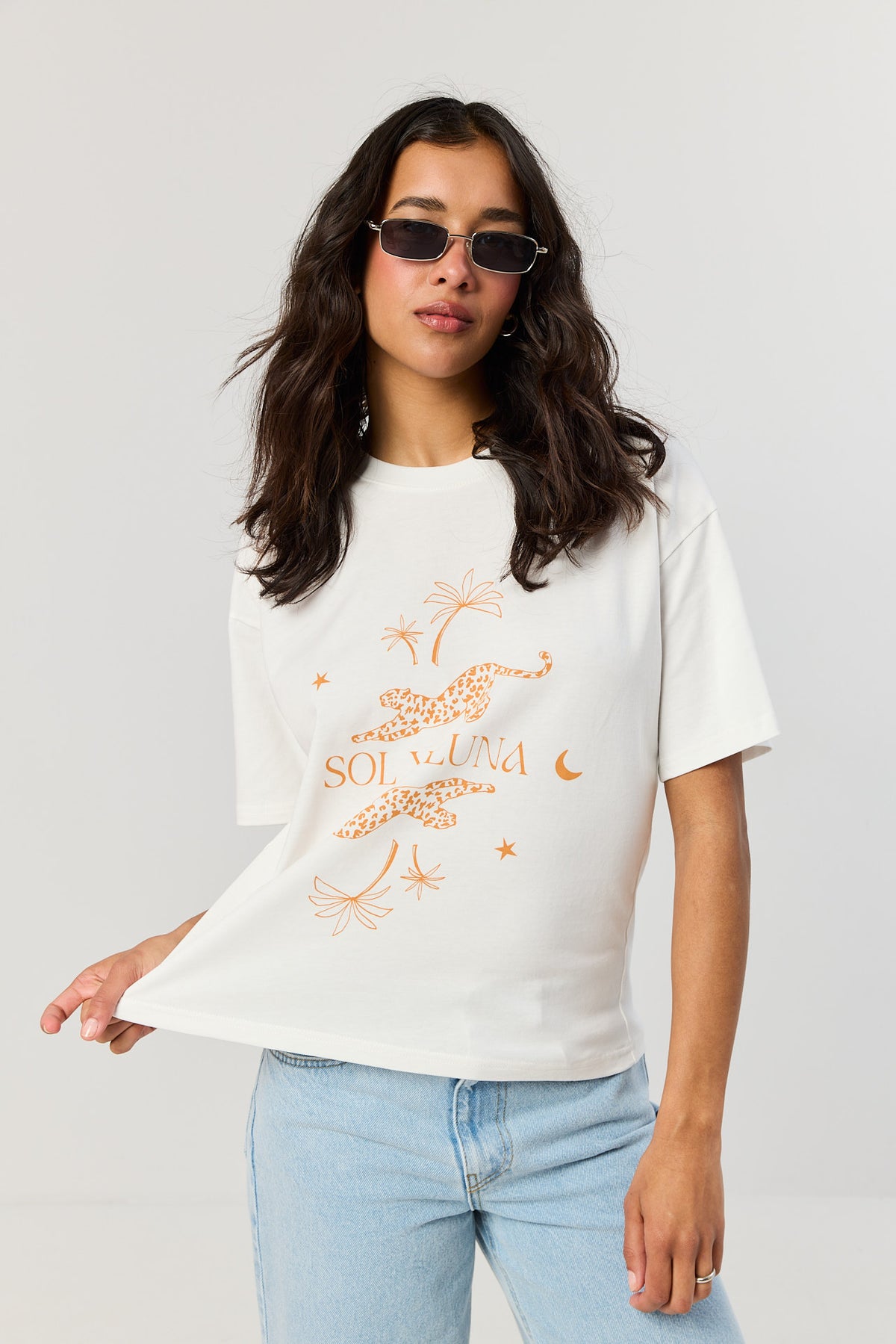 T-shirt Leo white