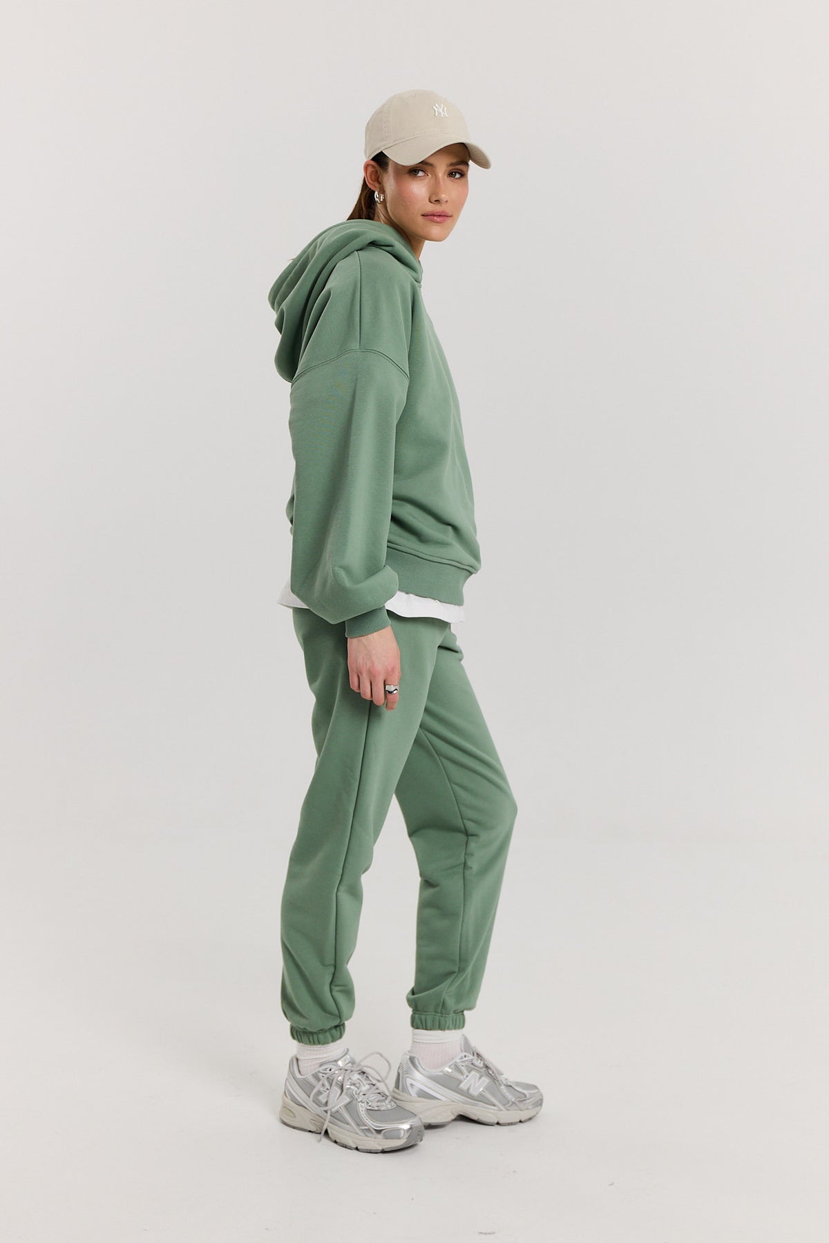 Spodnie dresowe dark matcha